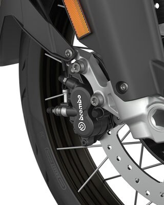 We see the brake system of the F 850 GS.
