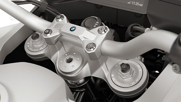Furca reglabilă a modelului F 900 GS Adventure de la BMW Motorrad