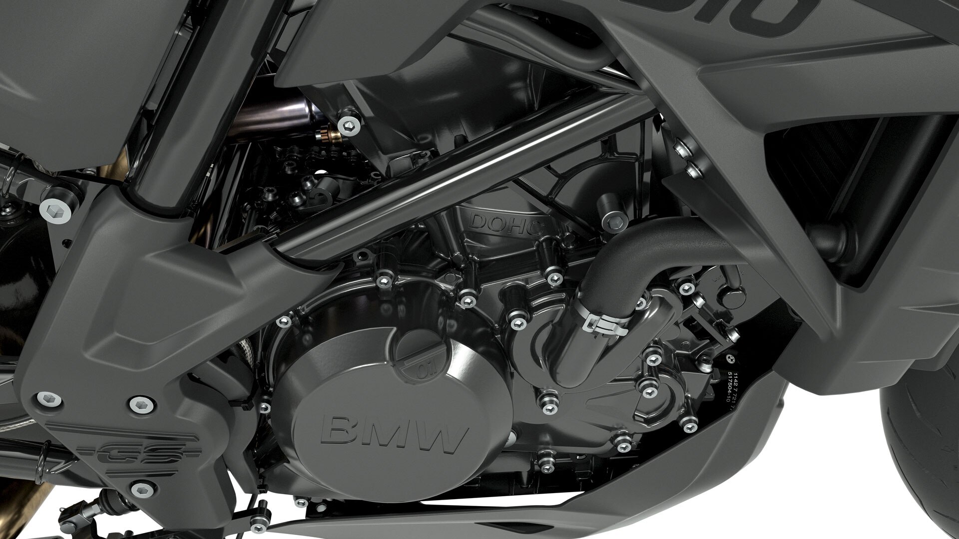 În imagine vedem blocul motor complet negru cu inscripția G 310.