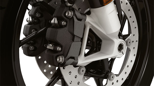Vedem sistemele DTC și ABS Pro ale modelului R 1250 GS.