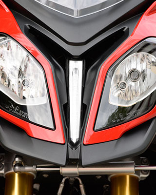 S 1000 XR Față plină de caracter