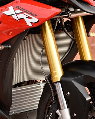 S 1000 XR Furcă inversată