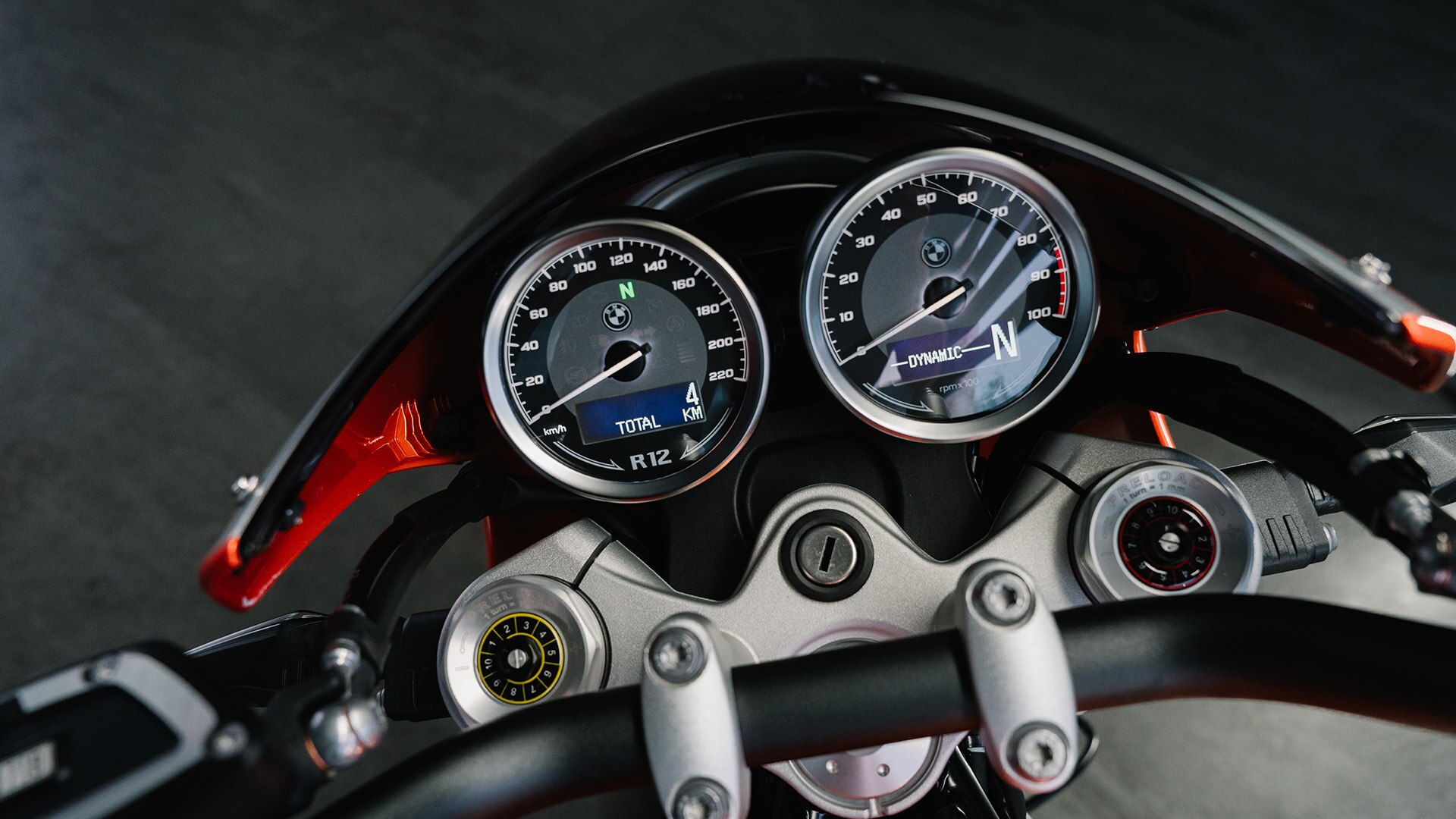 The comfort features of the R 12 S from BMW Motorrad