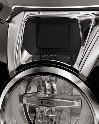 Vedem R 18 Transcontinental cu sistemul Active Cruise Control.