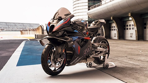 Modelul BMW M 1000 RR de la BMW Motorrad