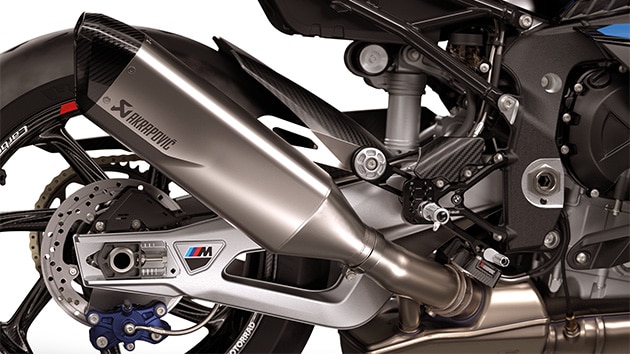 Instalația de eșapament complet din titan a modelului M 1000 RR