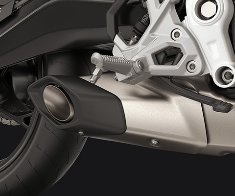 Toba de eșapament sub motor a modelului F 450 R de la BMW Motorrad