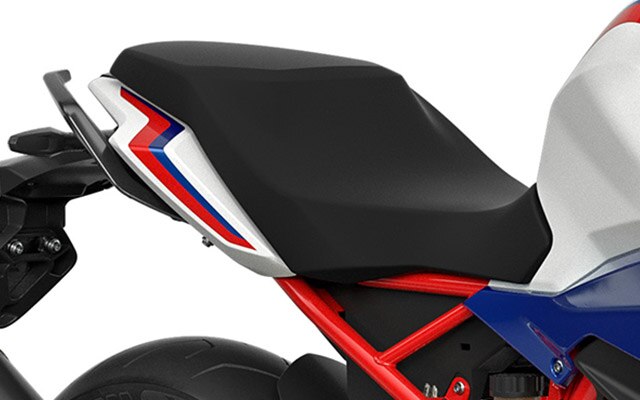 În imagine vedem șaua ergonomică a modelului G 310 R.