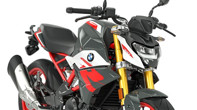 În imagine vedem farul și semnalizatoarele cu leduri standard pentru modelul G 310 R.