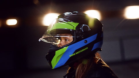 Cască Xomo Carbon de la BMW Motorrad