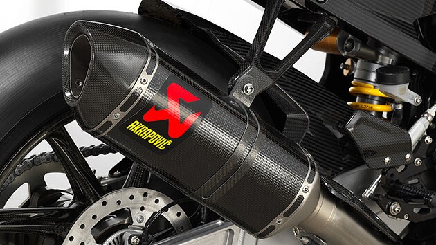 HP4 Race Sistem de evacuare Akrapovič din titan solid