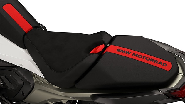 Inserție vopsită a şeii la modelul R 1300 RS de la BMW Motorrad