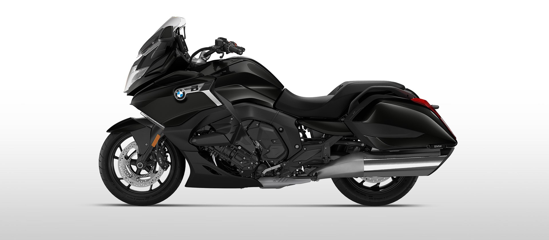 Modelul BMW K 1600 B în negru Storm metalizat