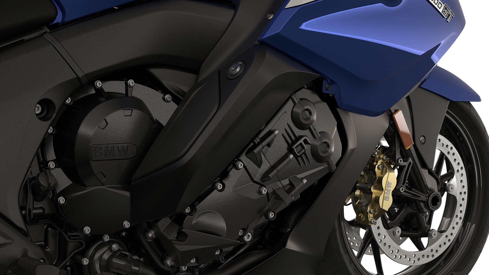 Focalizare pe motorul cu șase cilindri.