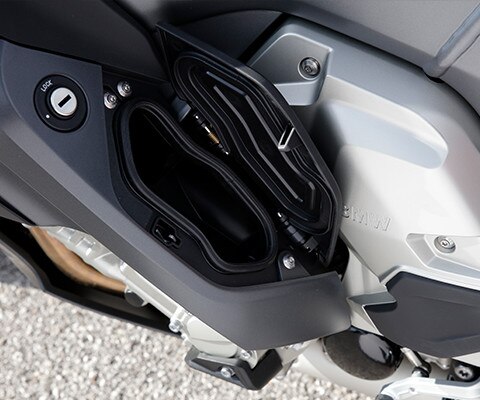 K 1600 GT compartimente de depozitare