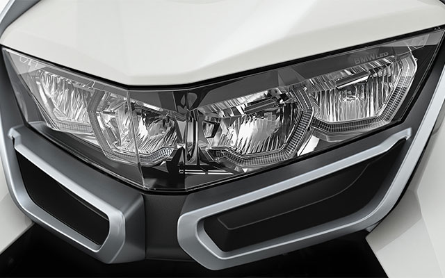 Far cu LED C 400 GT